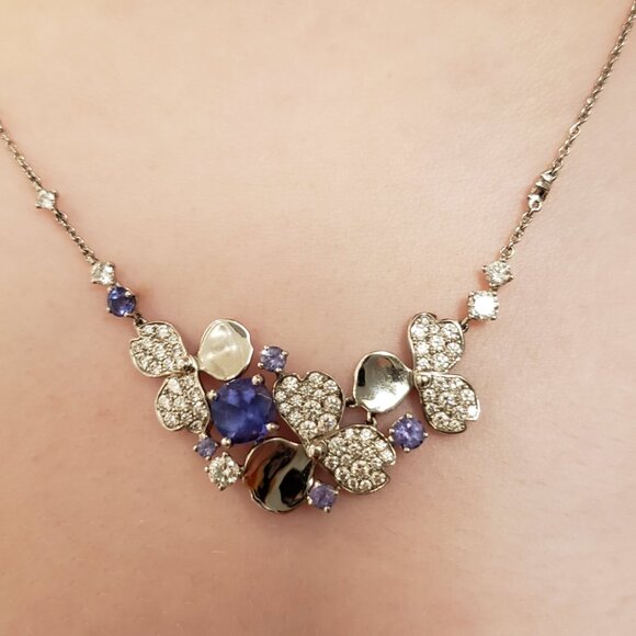 Tiffany & Co. Paper Flower Diamond and Tanzanite Necklace. - Picture 7 of 8